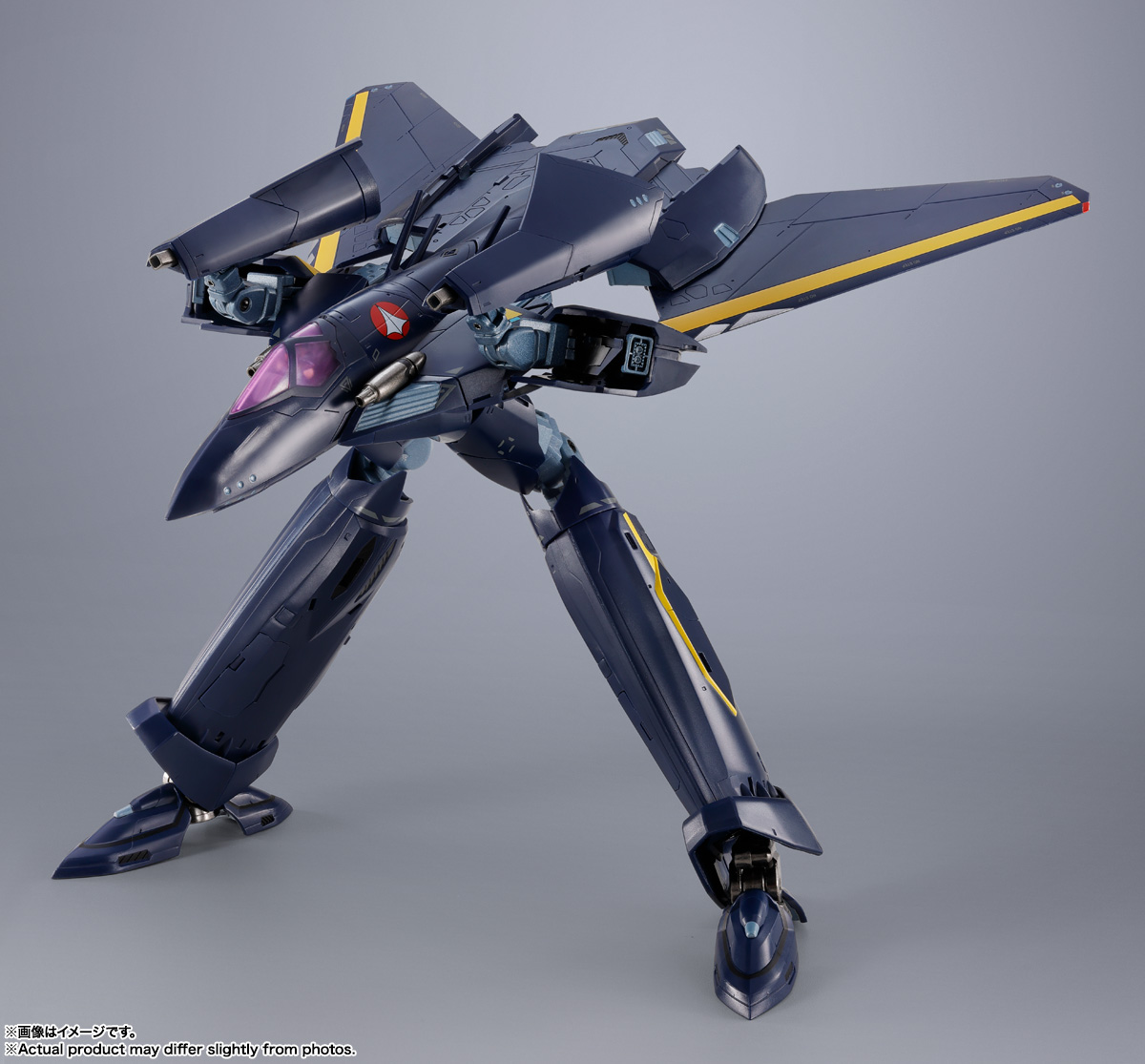 DX超合金 VF-17S ナイトメアステルスバルキリー（ガムリン木崎機