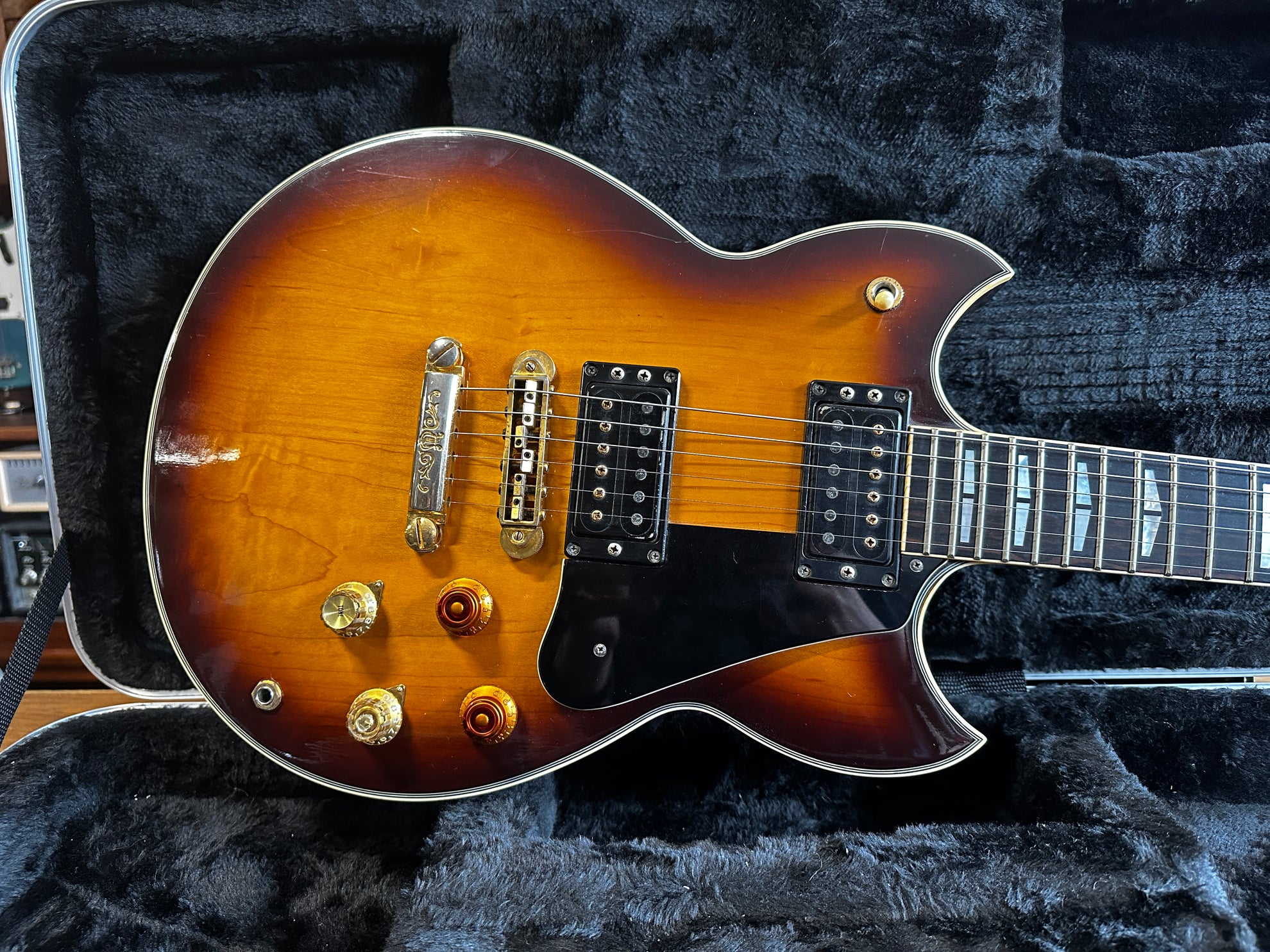 YAMAHA SG1000 ブランサンバースト ハードケース付き YAMAHA SG1000