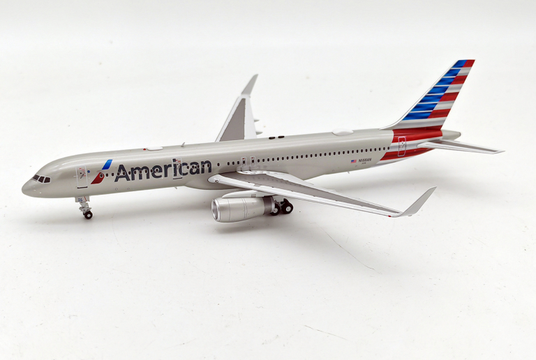 ScaleModelStore.com :: Inflight200 1:200 - IF752AA0124 - American