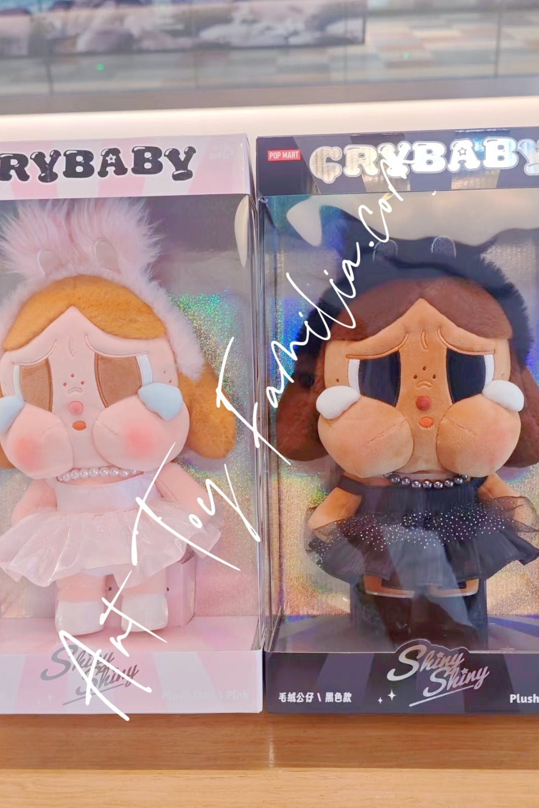 POP MART Crybaby Shiny Shiny Series Plush Doll – Art Toy Familia
