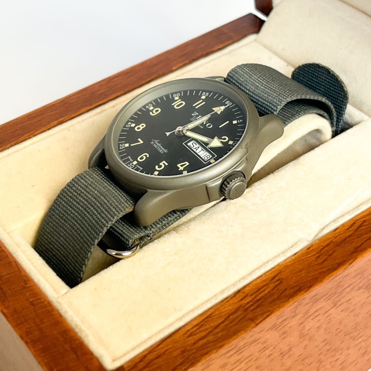 稼働 美品 ゼノ ZENO WATCH BASEL ARMY DELUXE 自動巻き ブラック文字