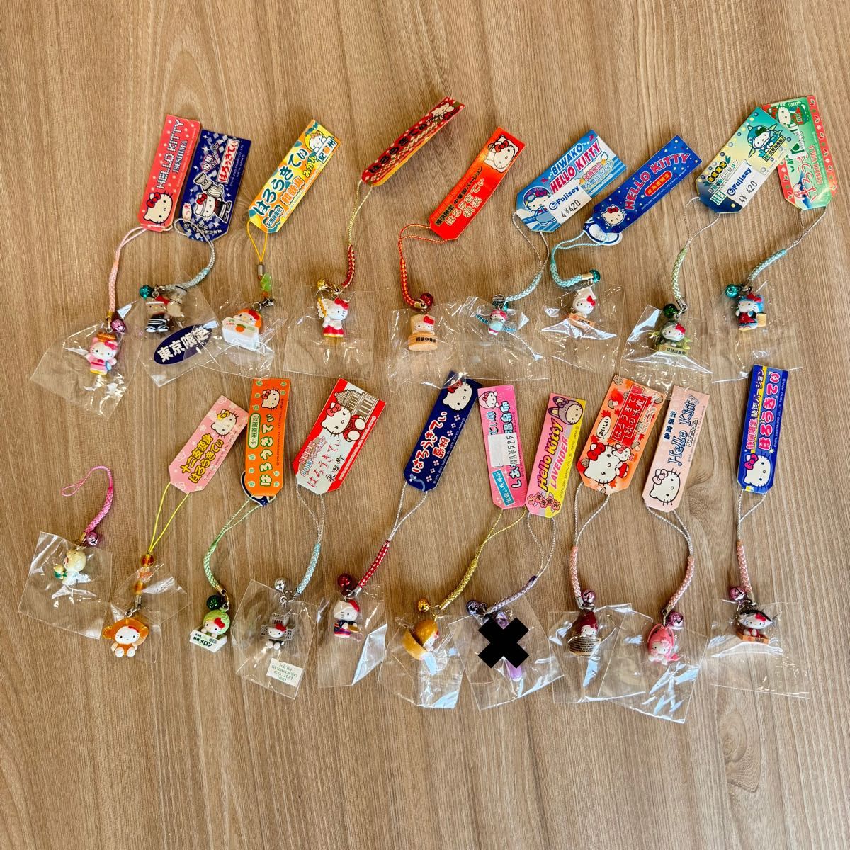 ご当地キティ ハローキティ ストラップ まとめ売り キティちゃん