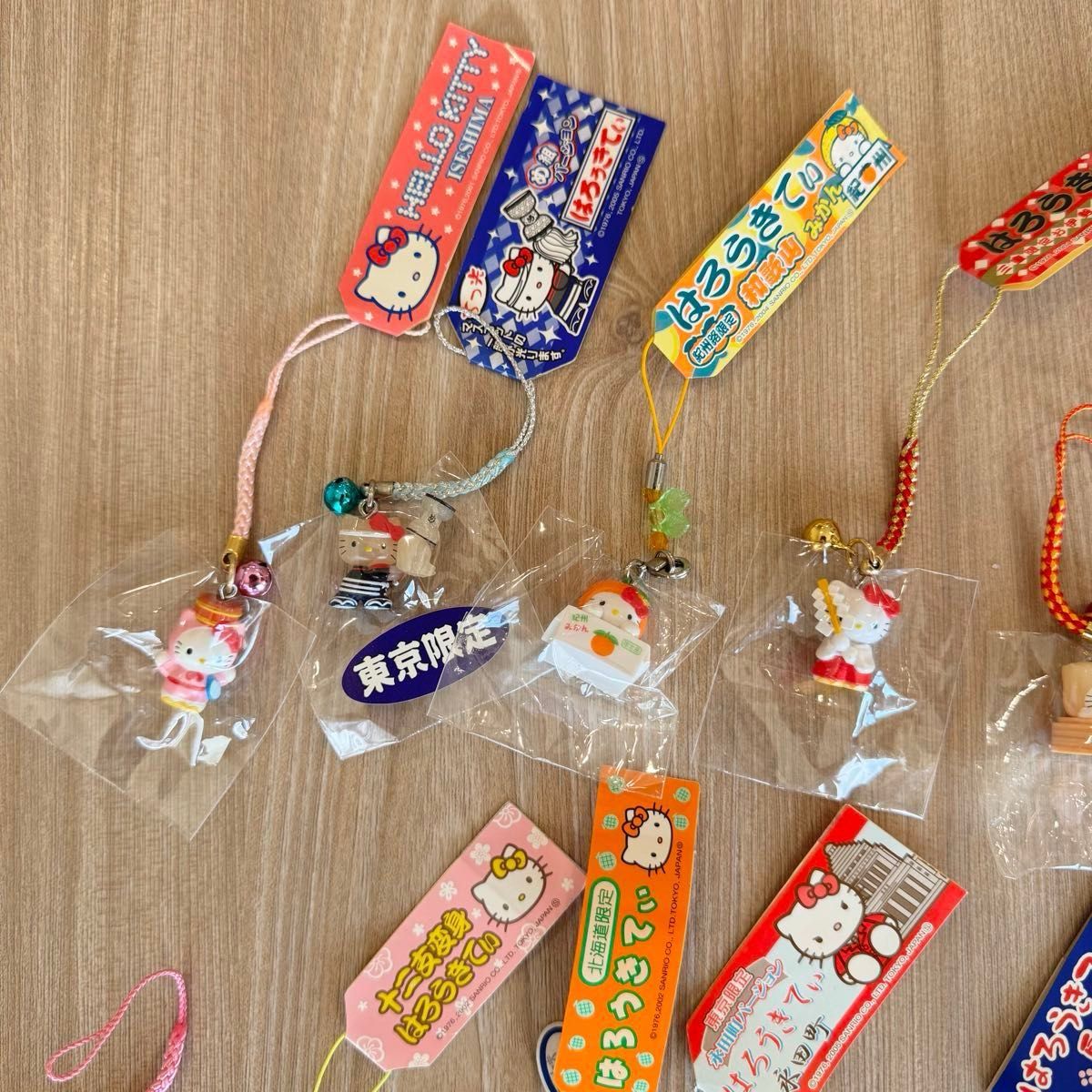 ご当地キティ ハローキティ ストラップ まとめ売り キティちゃん