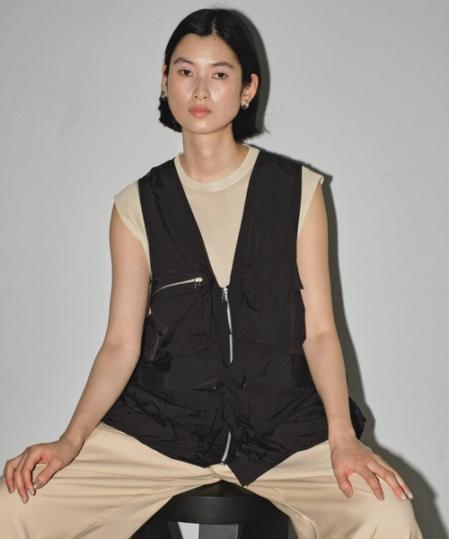 TODAYFUL（トゥデイフル）の「ナイロンポケットベスト（ベスト）」 - WEAR