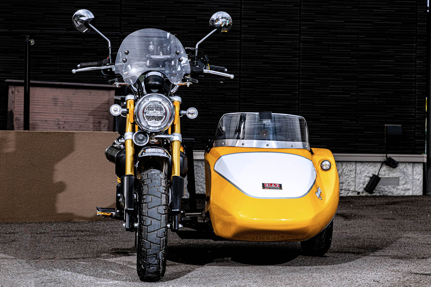ホンダ「モンキー」にサイドカー!? もとハーレー乗りが定年と同時に