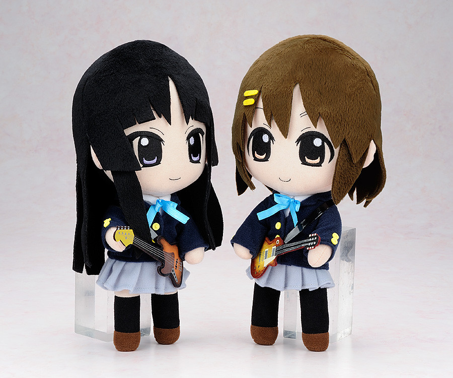 ねんどろいどぷらす ぬいぐるみシリーズ27 秋山澪 冬服Ver.
