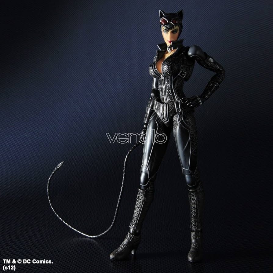 Amazon.co.jp: BATMAN: ARKHAM CITY(TM) PLAY ARTS改 キャットウーマン