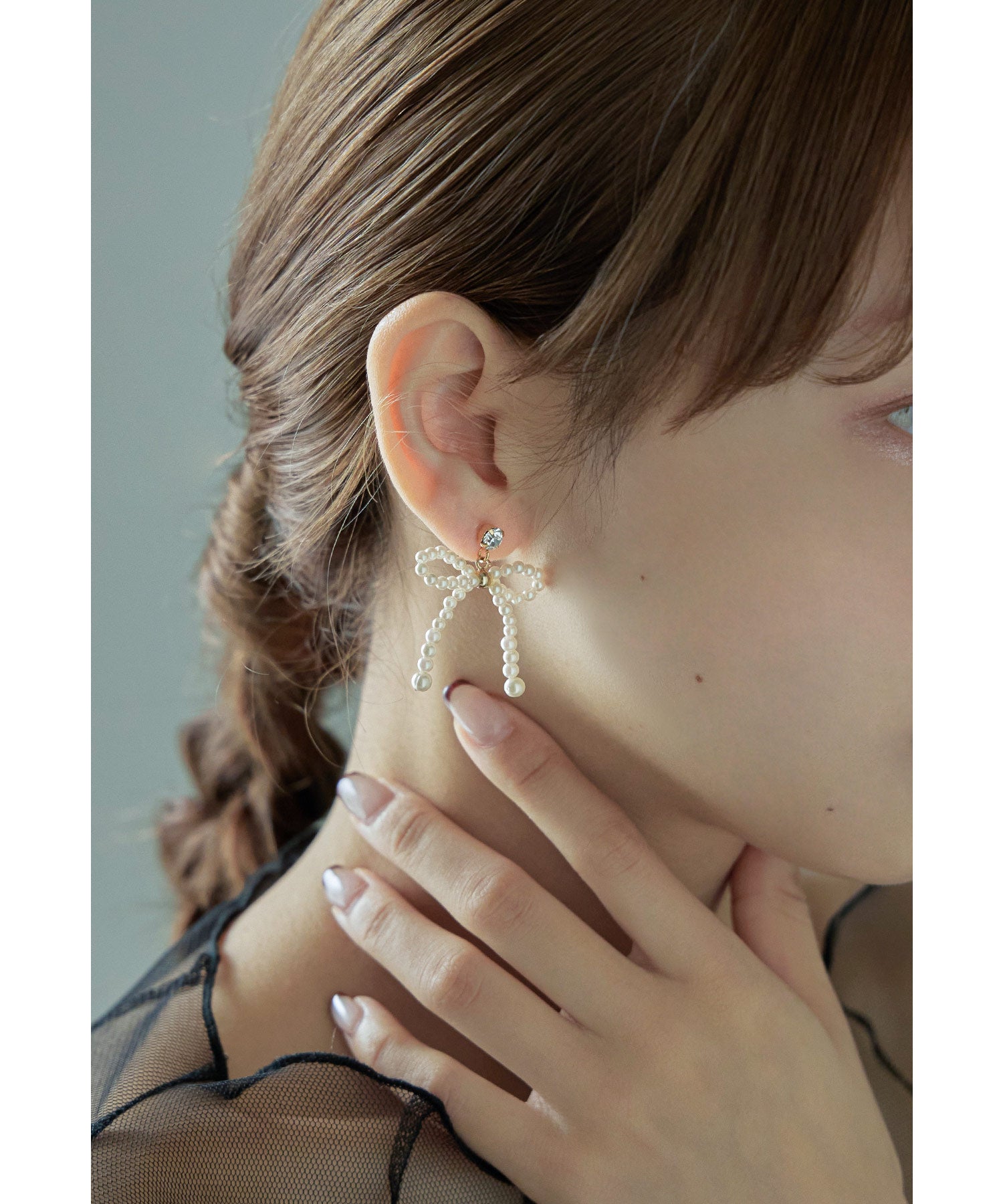 ビジューパールリボンピアス 大人 結婚式 お呼ばれ オケージョン