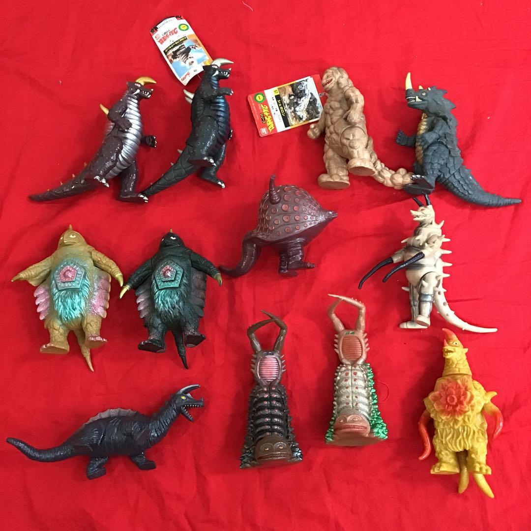 バンダイ 帰ってきたウルトラマン 怪獣12体セット ソフビ - メルカリ