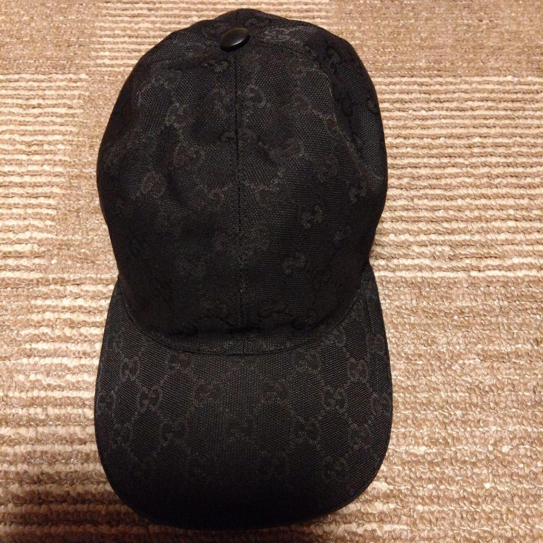 GUCCI ブラック GGパターン キャップ