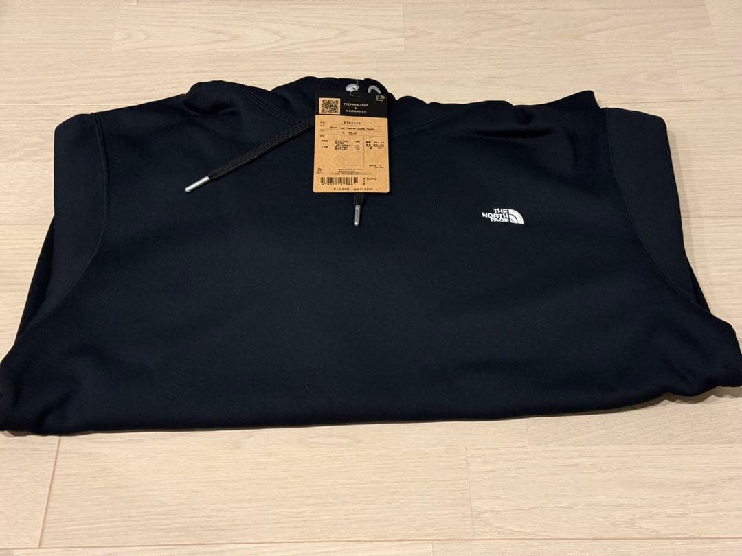 新品未使用 THE NORTH FACE フーディーパーカー 黒 NT62342 THE NORTH FACE（ザ ノースフェイス） ノースフェイス スウェット