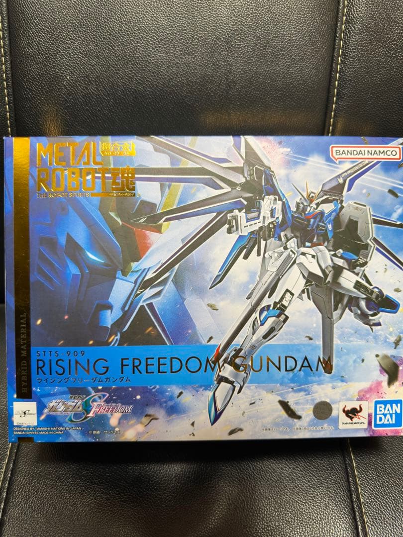 メタルロボット魂 ライジングフリーダムガンダム METAL ROBOT魂 ＜SIDE MS＞ ライジングフリーダムガンダム | 魂ウェブ