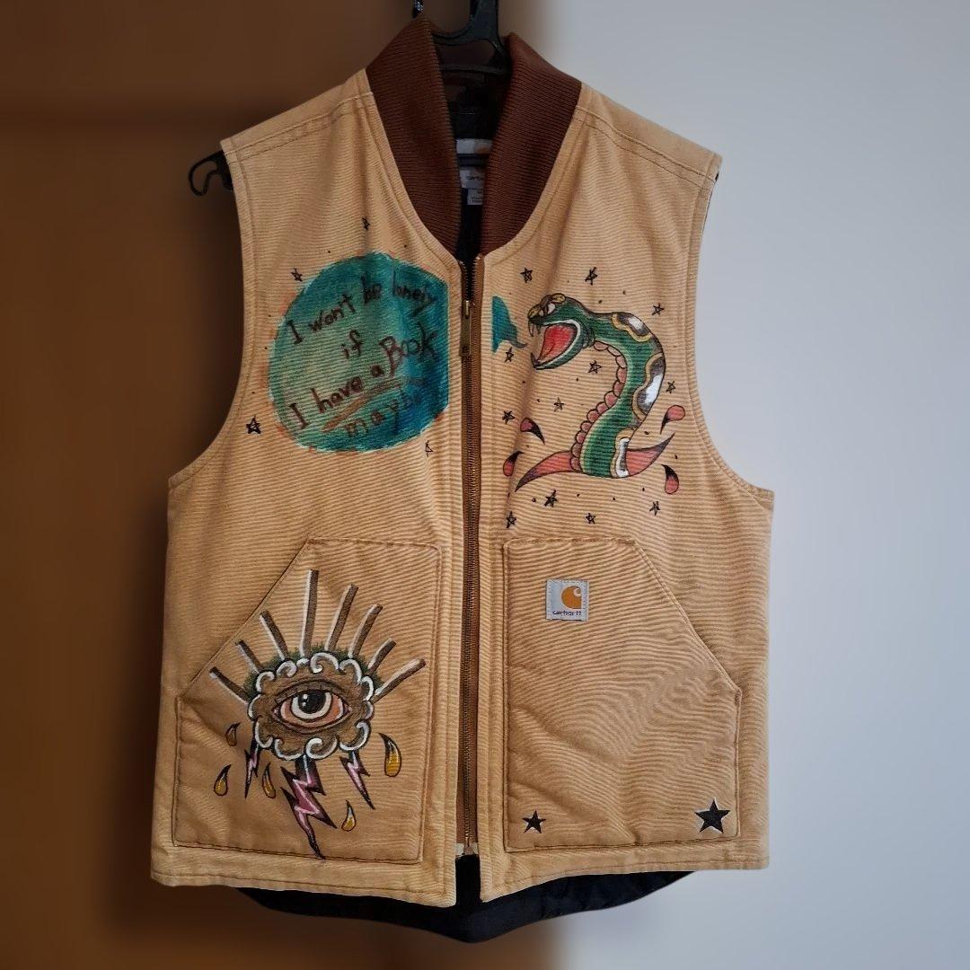1*6様 カーハート　タトゥー風　落書き　ダック地ベスト　M