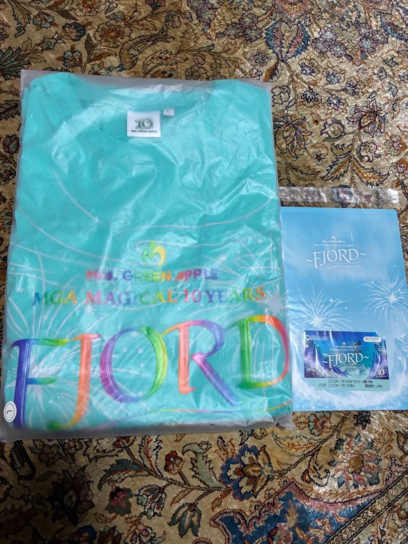 Mrs.Green Apple フィヨルド　Tシャツ(アタリ) Lサイズ Mrs GREEN APPLE フィヨルド Tシャツ Lサイズ｜Yahoo!フリマ（旧PayPay