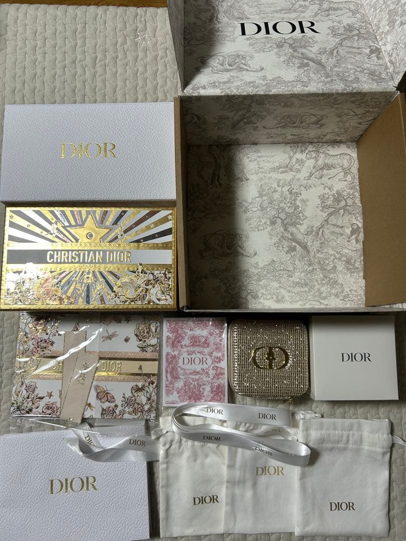 Diorノベルティ ペンシルセット ギフトボックス付 ジュエリーケース 2025 楽天市場】DIOR ディオール オリジナル ジュエリー ケース 2025年