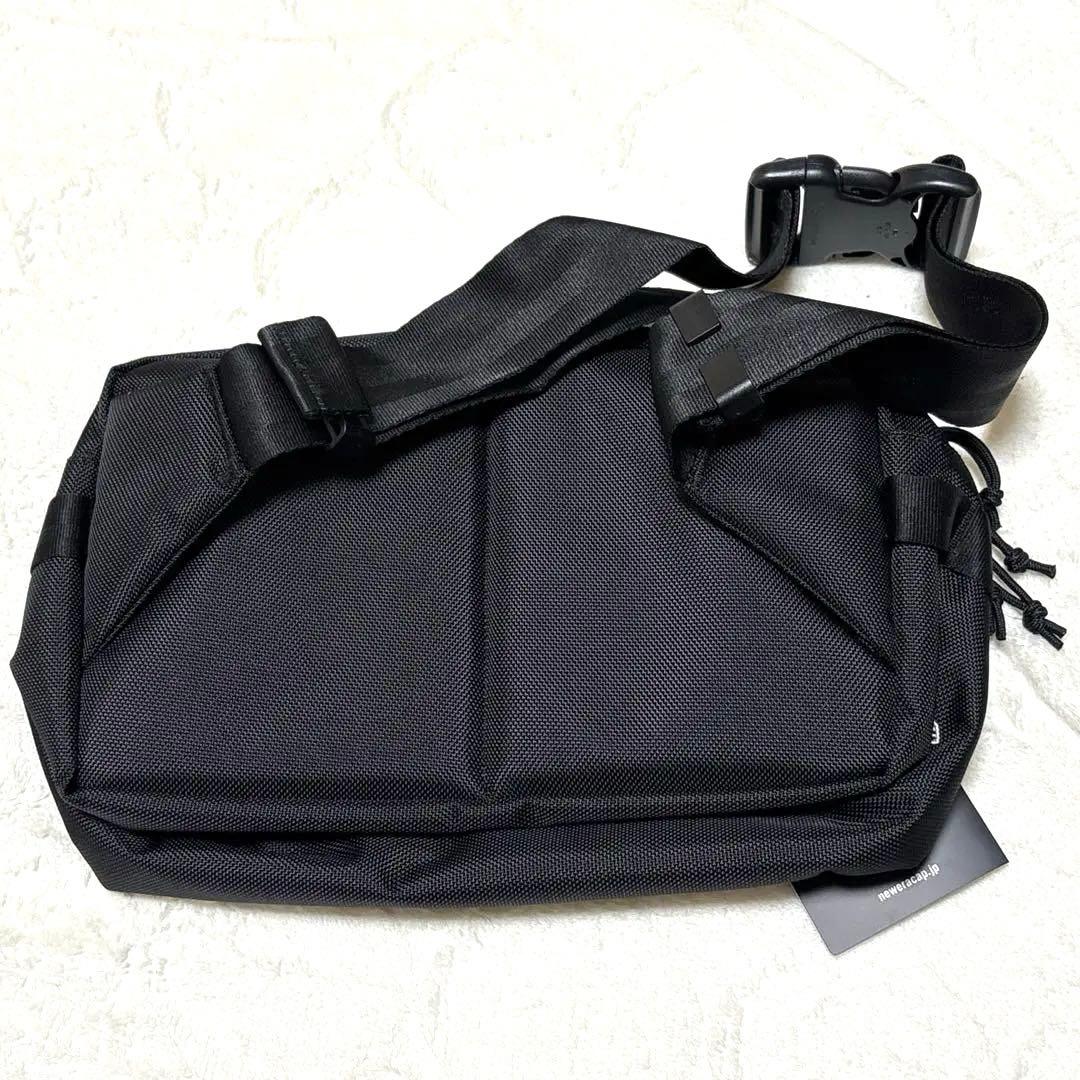 NEW ERA(R) × MARY QUANTスクエア ボディバッグ（ブラック） - メルカリ