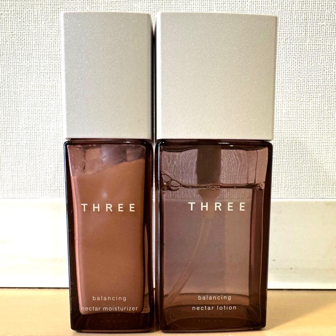 THREE バランシングネクター ローション モイスチャライザー
