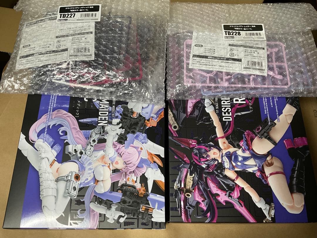メガミデバイス　デザイアメイデン　二体セット　特典付き メガミデバイス デザイアメイデン 二体セット 特典付き 限定特典付き