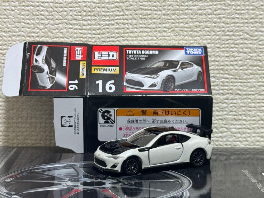 トミカトヨタ 86GRMN 1/64 ミニカー 16 Amazon | トミカ トミカプレミアム16 TOYOTA 86GRMN | ミニカー・ダイ