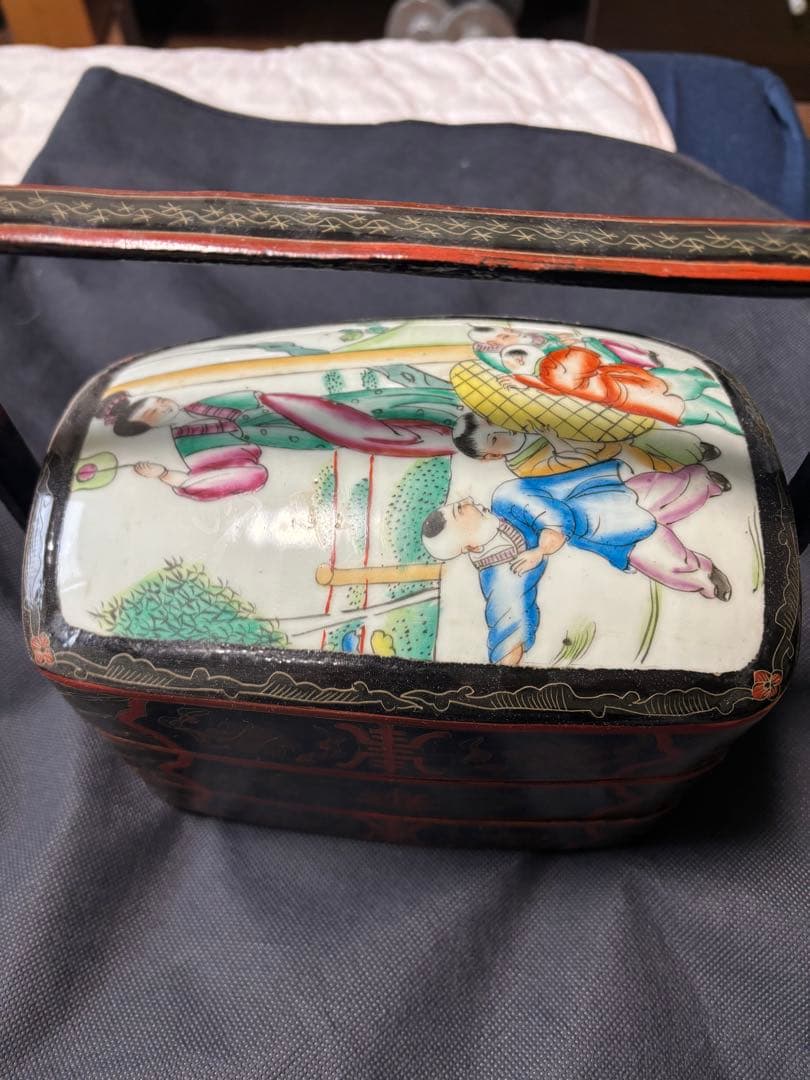 中国古美術品　清末民国時代　粉彩黒漆食匣　食盒 高さ約25cm 古代的食盒｜真正的高端大气上档次_搜狐网