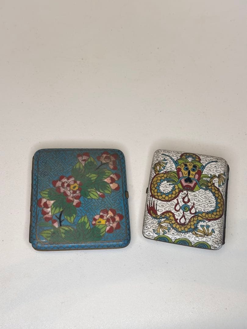 最终価格中国清代掐絲琺瑯 七宝焼 銅製煙具箱二点 龍紋・藍地牡丹文 時代物古美術
