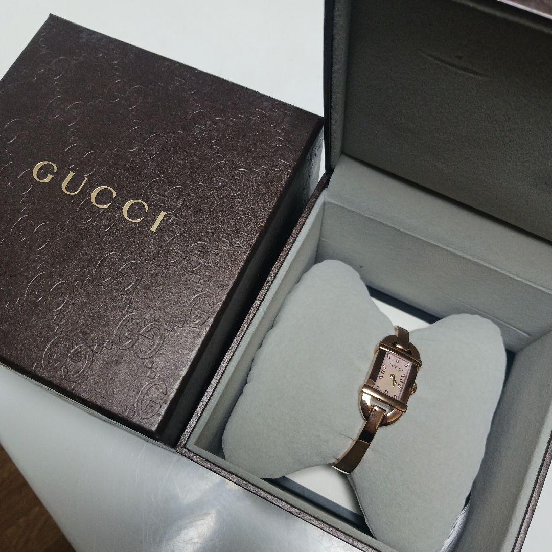GUCCI 腕時計 型番6800L ゴールド レディース　箱付き