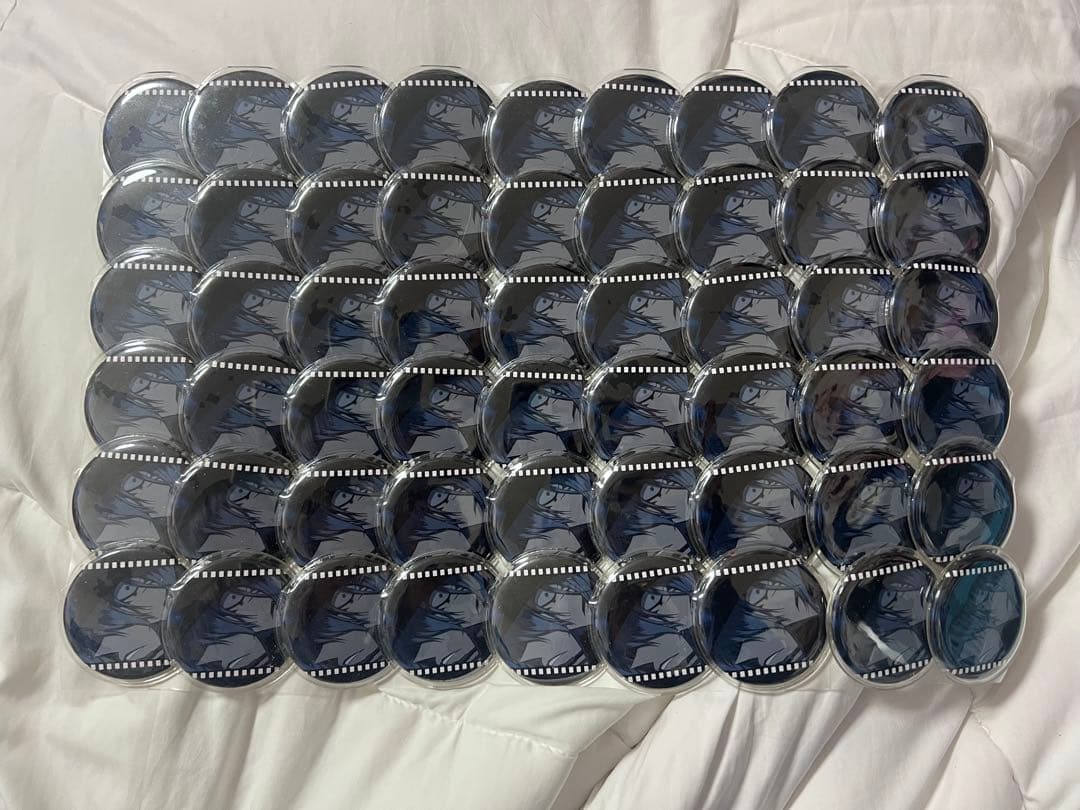 名探偵コナン ジン ムービー缶バッジ 痛バ 名探偵コナンプラザ ホームズメタリック缶バッジ ジン