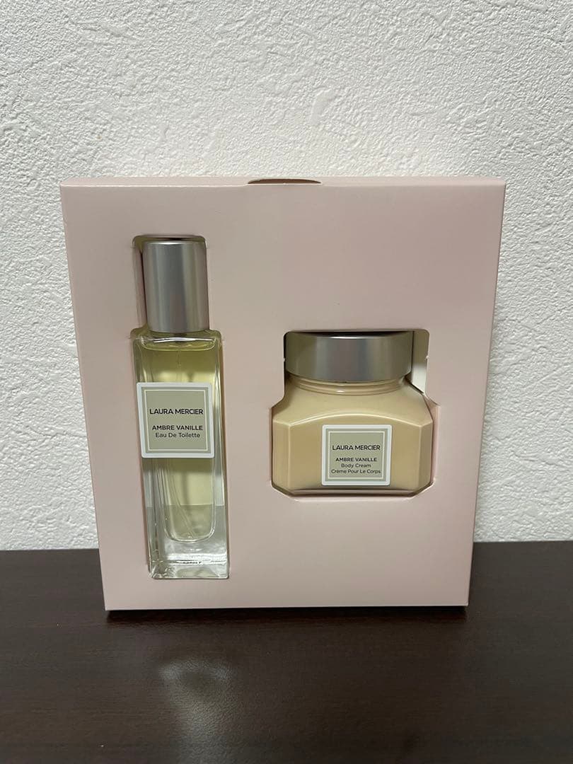 その他 LAURA MERCIER MINI AMBRE VANILLE SET 限定キットセット】MINI AMBER VANILLA INDULGING SET｜ローラ