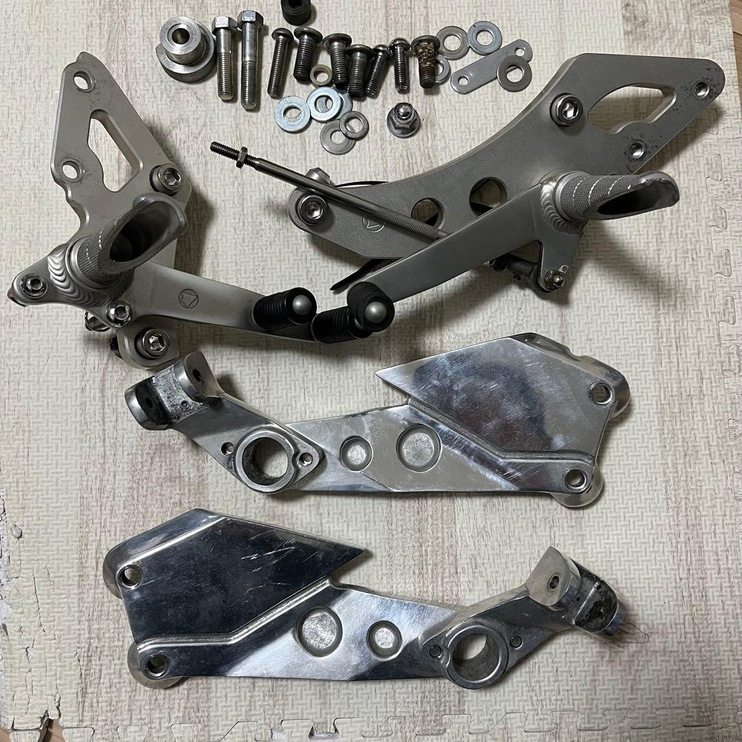 ゼファー750 BEET スーパーバンクステップ 絶版 バック ビート