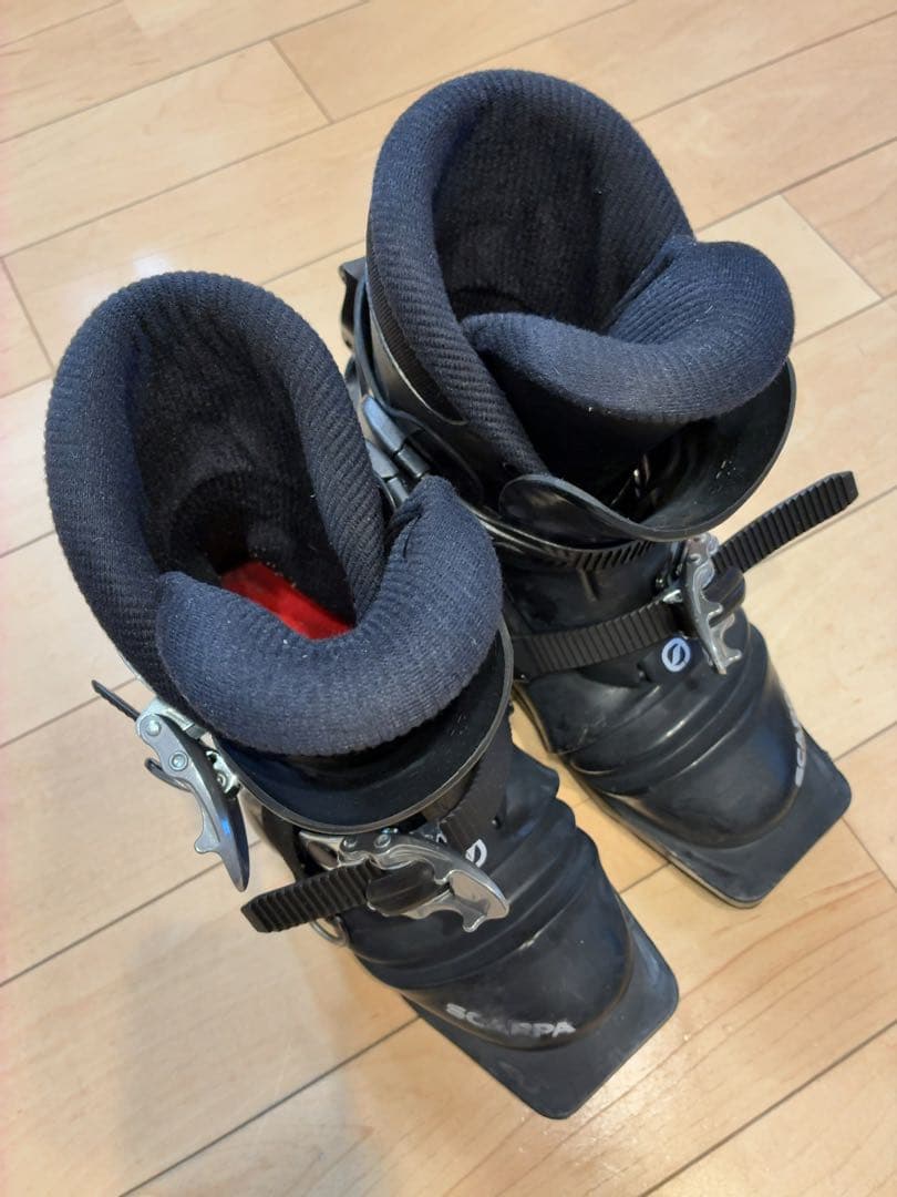 SCARPA テレマークスキーブーツ T4 23.0cm